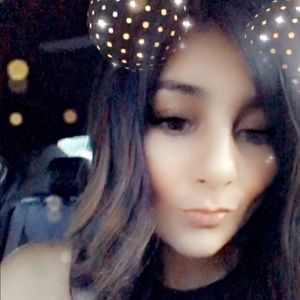 Meet your Posher, Sandra